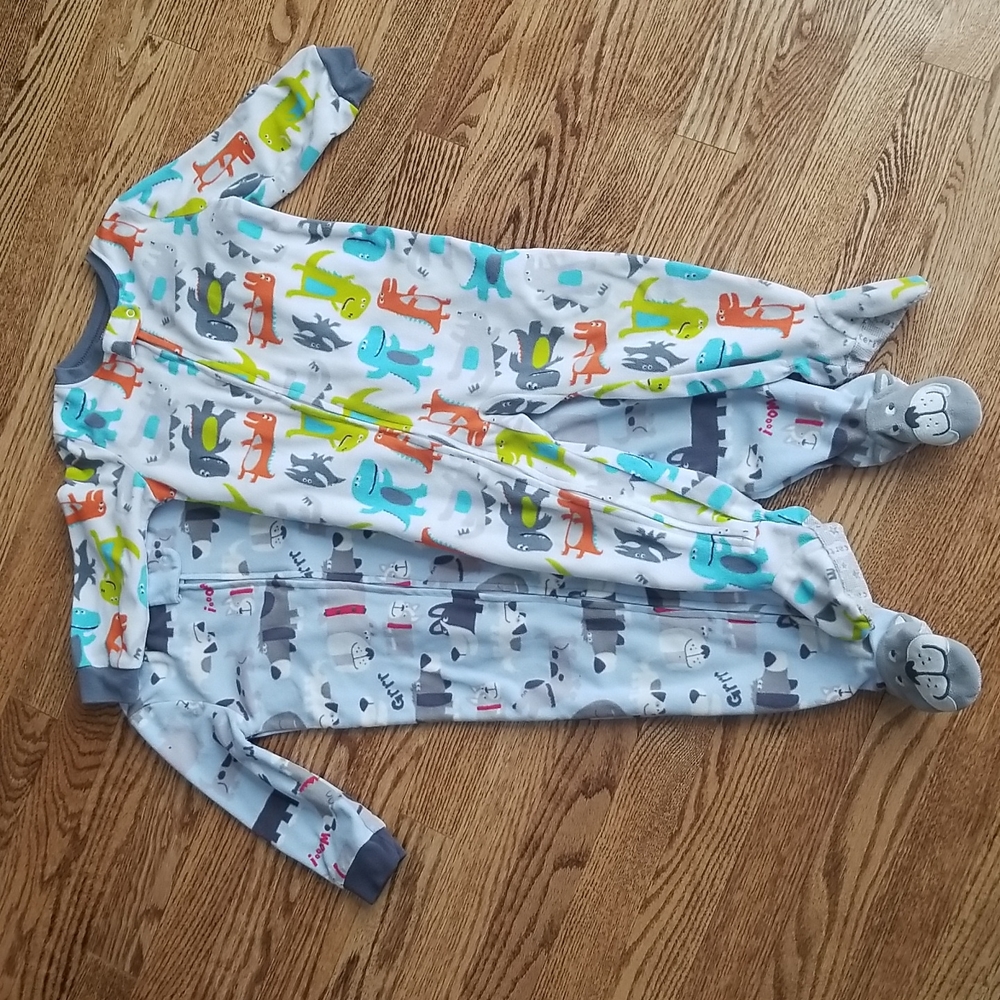 (2) Carter's Toddler Boys Animal Print Footie Full Zip Onesies Bundle Super Cozy